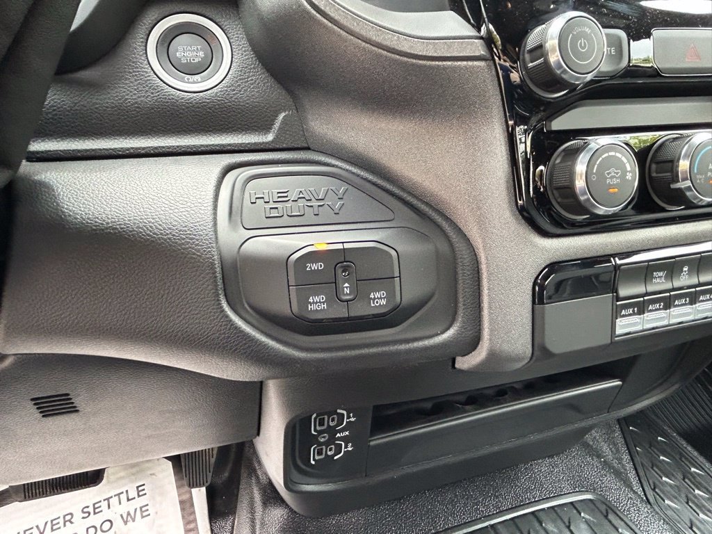 Used 2025 RAM 5500 Tradesman AWD/4WD image 15
