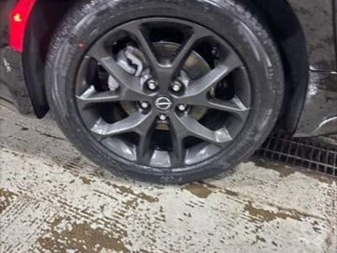 New 2026 Chrysler Pacifica Select image 42