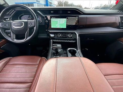 Used 2024 GMC Sierra 1500 Denali Ultimate image 8