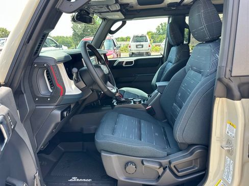 New 2026 Ford Bronco Heritage Edition AWD/4WD image 13