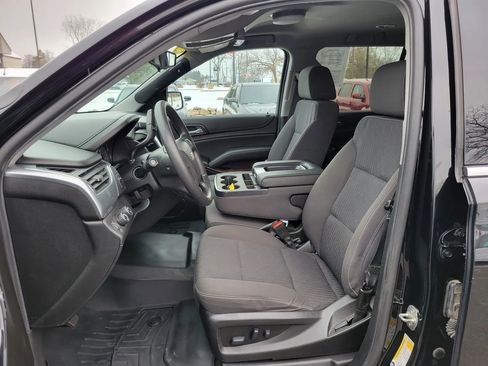 Used 2020 Chevrolet Tahoe 4WD w/ Remote Keyless Entry Package image 2