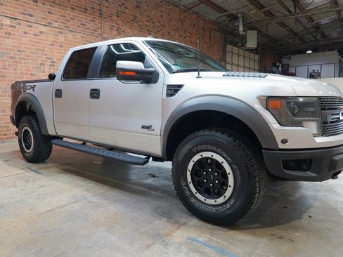 Used 2013 Ford F150 Raptor w/ SVT Exterior Graphics Pkg AWD/4WD image 3