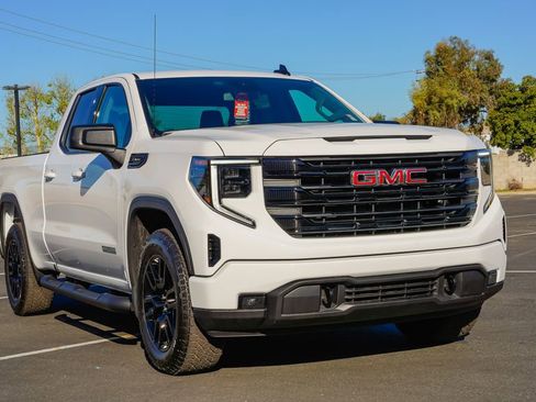 New 2026 GMC Sierra 1500 Elevation w/ Elevation Select Package image 5