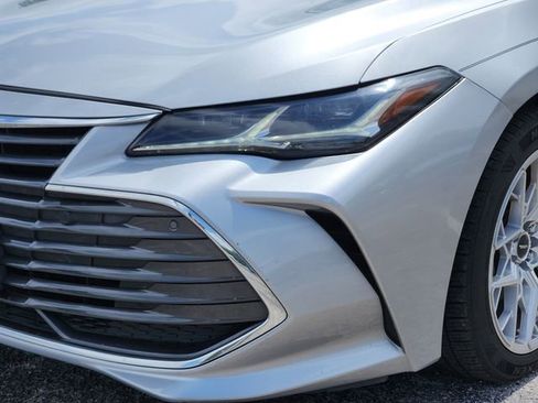 Used 2021 Toyota Avalon Limited w/ Advanced Safety Package FWD image 8