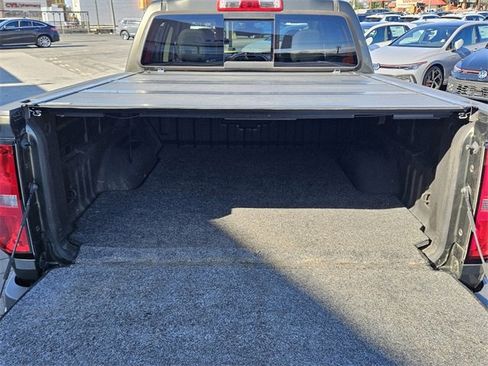 Used 2018 Chevrolet Colorado LT w/ LT Convenience Package image 13