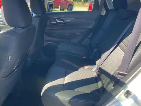 Used 2020 Nissan Rogue S w/ Special Edition Package image 8