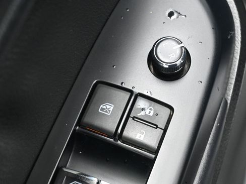Used 2017 Toyota Highlander Limited w/ Protection Package #3 AWD/4WD image 12