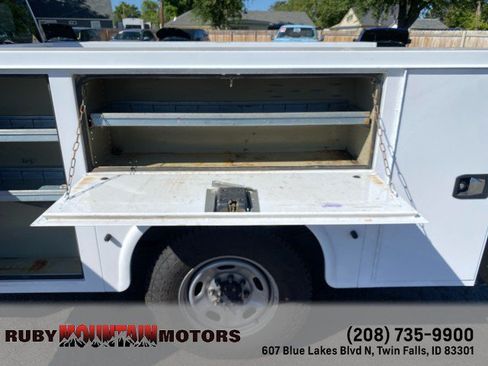 Used 2020 Ford F250 XL w/ Power Equipment Group RWD image 25