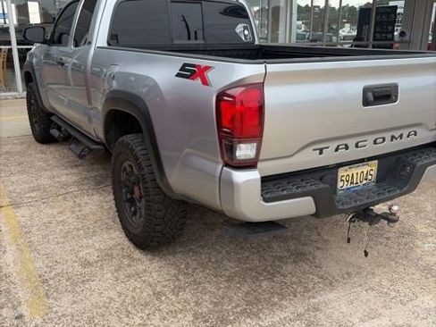 Used 2022 Toyota Tacoma SR w/ SX Package image 2
