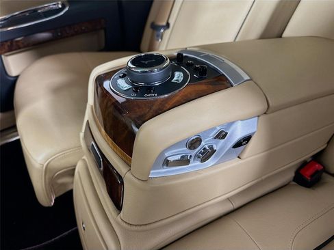 Used 2014 Rolls-Royce Ghost image 15