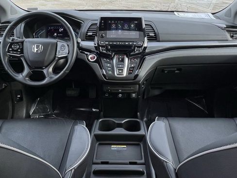 Certified 2023 Honda Odyssey Elite image 19