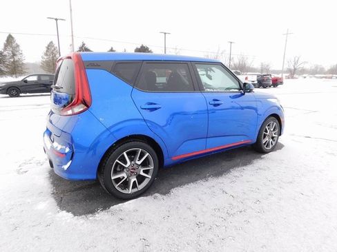 Used 2022 Kia Soul Turbo image 3
