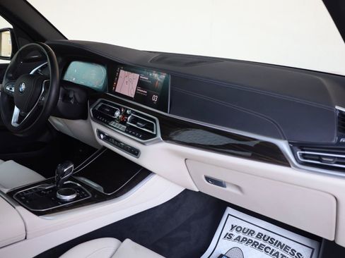 Used 2020 BMW X5 xDrive40i w/ Executive Package AWD/4WD image 34