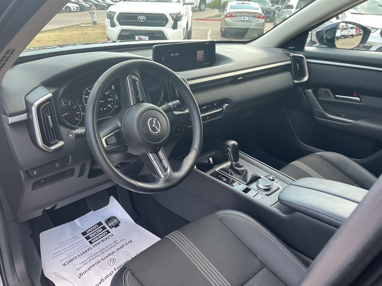 Used 2025 MAZDA CX-50 AWD 2.5 S w/ Premium Package image 11