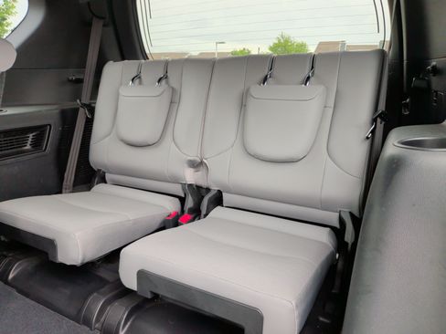 Used 2023 Lexus GX 460 w/ Black Line Special Edition AWD/4WD image 36