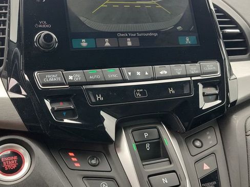 Used 2023 Honda Odyssey Sport image 24