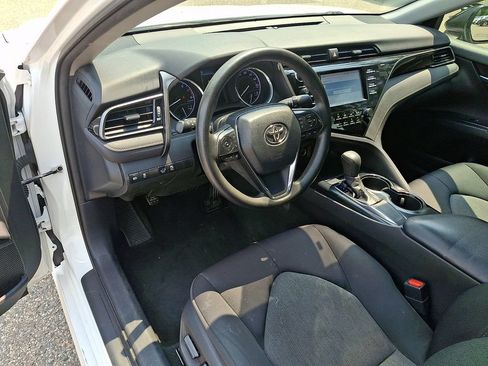 Used 2019 Toyota Camry LE FWD image 26