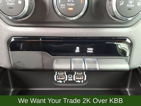 Used 2022 RAM 1500 Big Horn AWD/4WD image 21