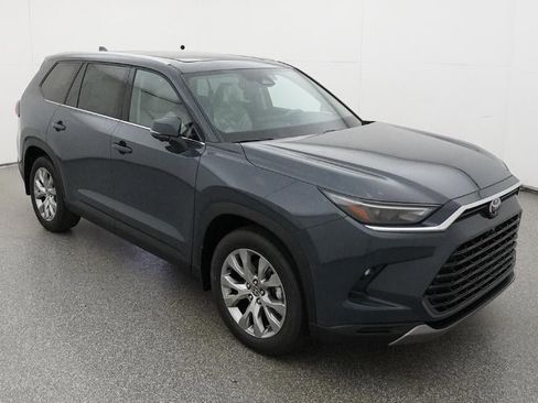 New 2026 Toyota Grand Highlander Limited image 13