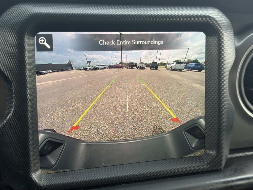 Used 2022 Jeep Gladiator Sport AWD/4WD image 22