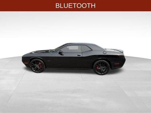 Used 2018 Dodge Challenger R/T Plus RWD image 4