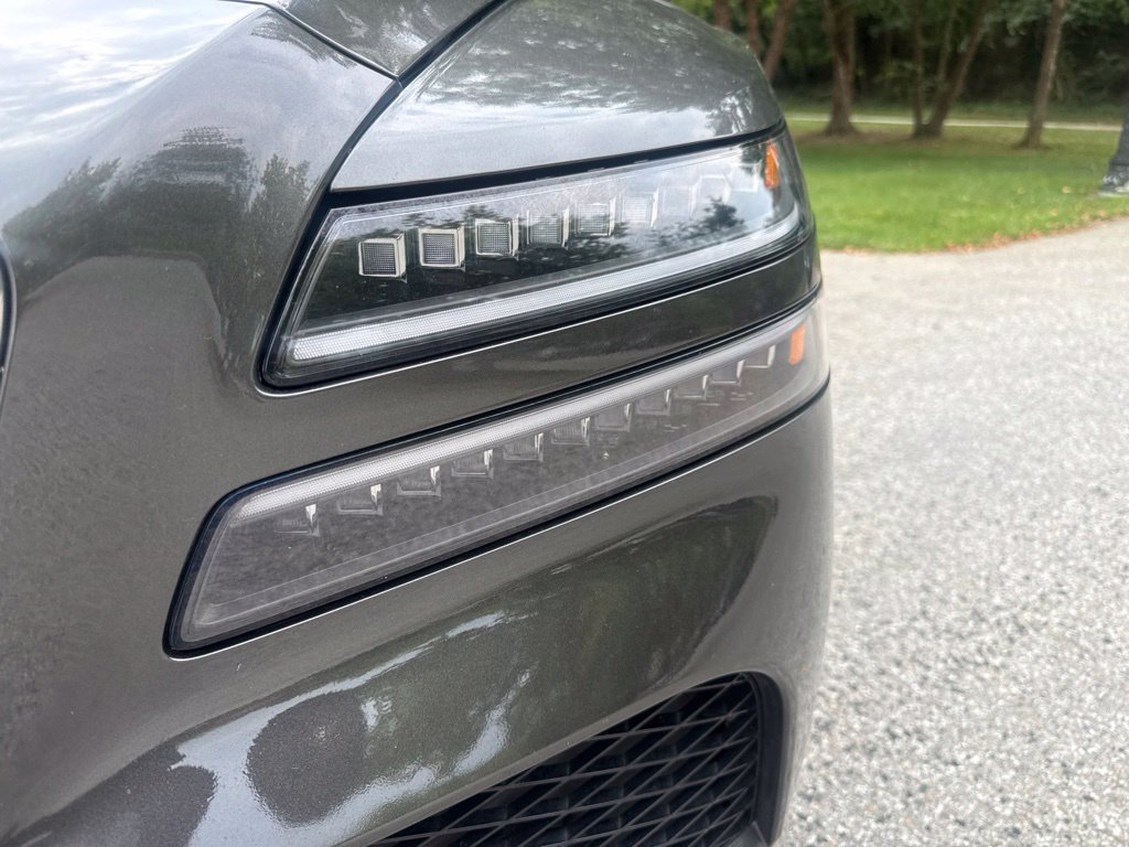 Certified 2025 Genesis GV80 3.5T Prestige AWD/4WD image 5