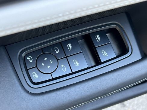 Certified 2023 Porsche Taycan Turbo AWD/4WD image 13