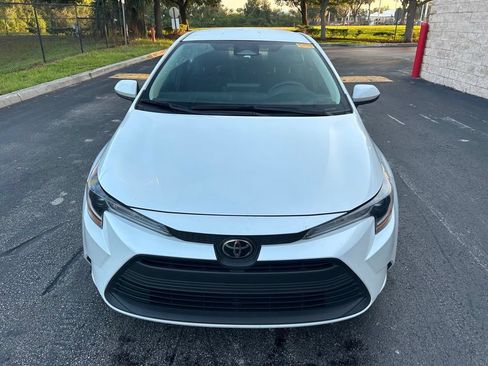 Used 2024 Toyota Corolla LE FWD image 9
