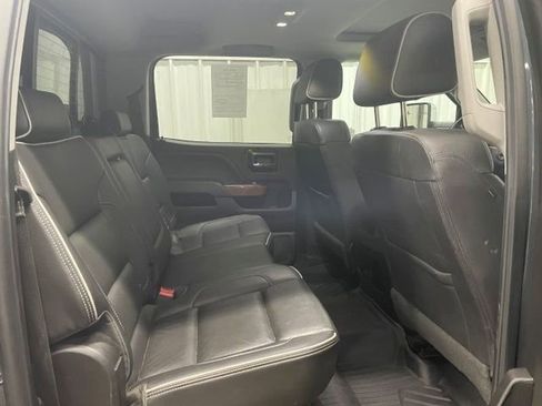 Used 2019 Chevrolet Silverado 2500 High Country w/ Duramax Plus Package image 16