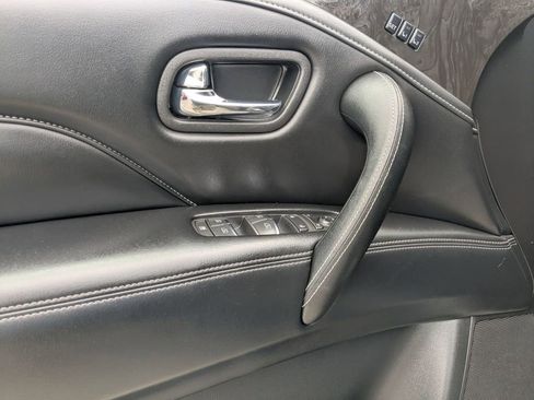 Used 2024 INFINITI QX80 Luxe image 14