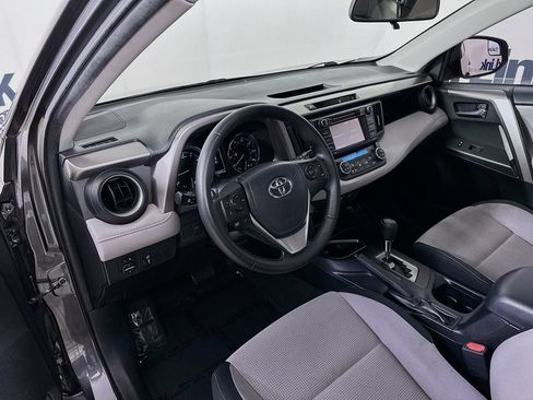 Used 2016 Toyota RAV4 XLE FWD image 10