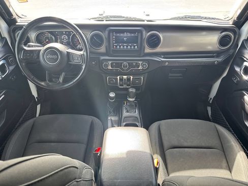 Used 2021 Jeep Wrangler Unlimited Sport AWD/4WD image 20