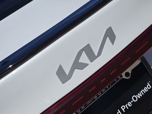 Certified 2024 Kia Forte GT-Line w/ GT-Line Premium Package image 9