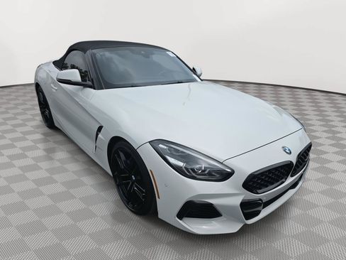 Used 2019 BMW Z4 sDrive30i w/ M Sport Package RWD image 15