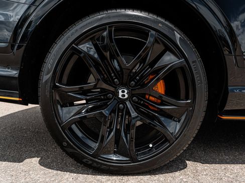 Certified 2026 Bentley Bentayga Speed AWD/4WD image 21