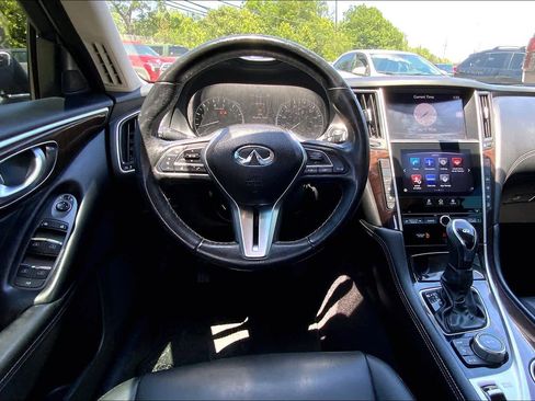Used 2018 INFINITI Q50 Luxe AWD/4WD image 6