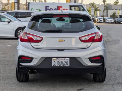 Used 2018 Chevrolet Cruze LT w/ RS Package image 6