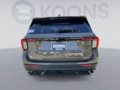 New 2026 Ford Explorer ST w/ Sun And Sound Package image 5
