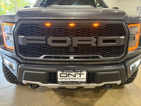 Used 2018 Ford F150 Raptor w/ Equipment Group 802A Luxury AWD/4WD image 6
