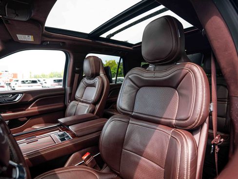 Used 2021 Lincoln Navigator L Black Label w/ Cargo Convenience Package AWD/4WD image 13