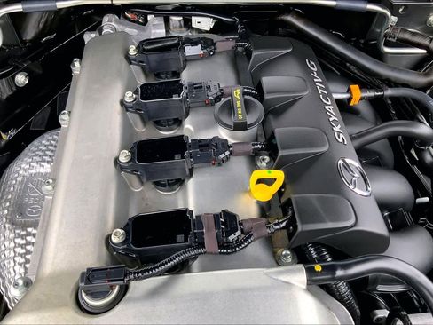 Used 2024 MAZDA MX-5 Miata Grand Touring w/ Weather Package RWD image 31