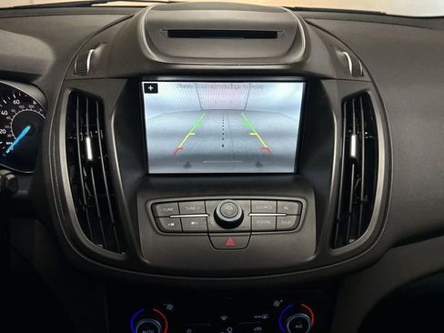 Used 2018 Ford Escape SE w/ SE SYNC Package image 34