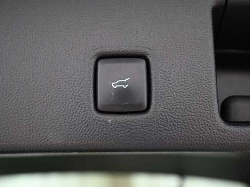 Used 2024 Ford Escape Platinum AWD/4WD image 22