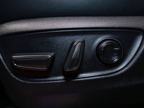 Used 2025 Toyota Land Cruiser w/ Premium Package image 21