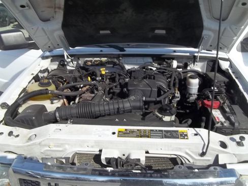 Used 2011 Ford Ranger XLT image 16