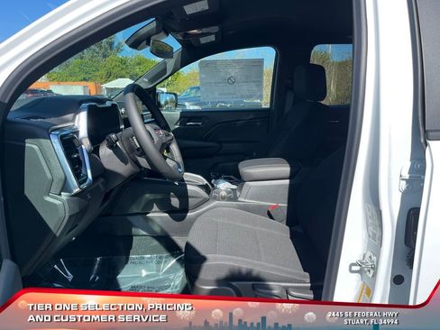 New 2026 GMC Canyon Elevation image 9