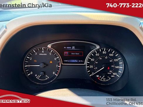 Used 2016 Nissan Pathfinder SL AWD/4WD image 16