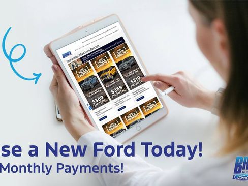Used 2023 Ford Explorer XLT w/ Equipment Group 202A AWD/4WD image 14