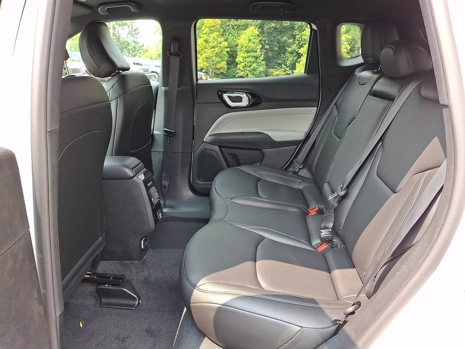 New 2026 Jeep Compass Limited AWD/4WD image 6