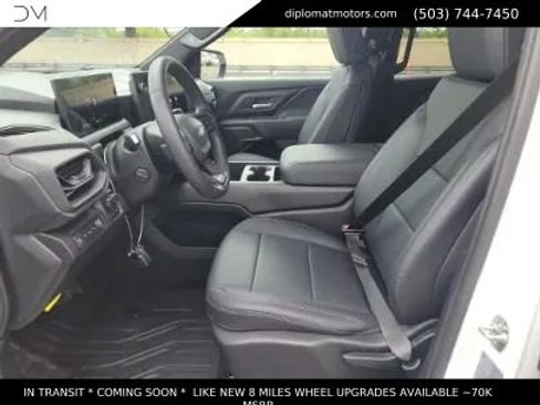 Used 2024 Chevrolet Silverado EV W/T image 7
